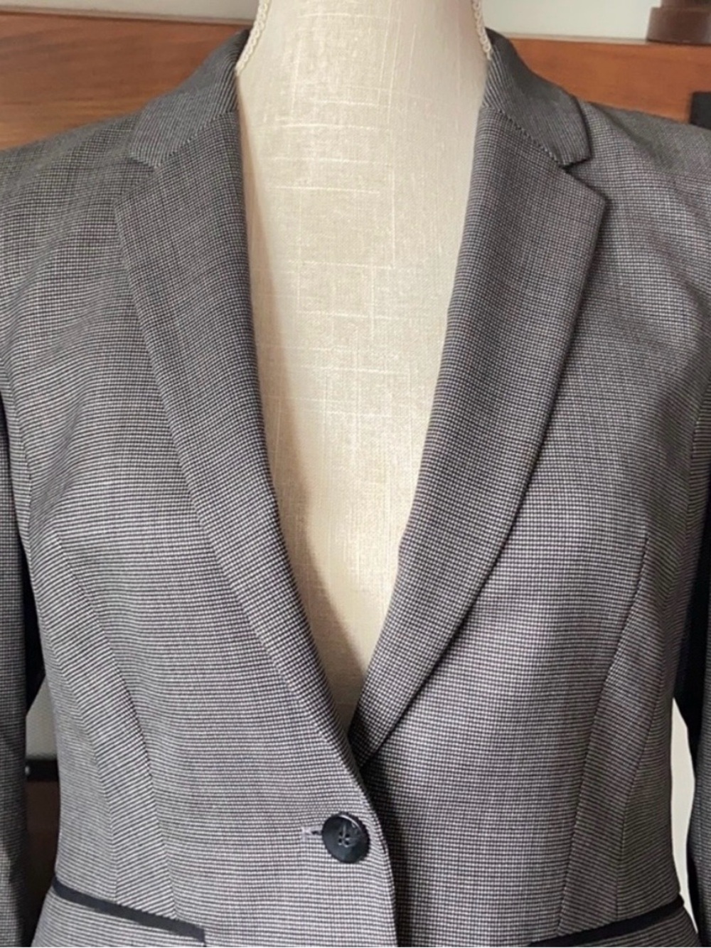 BOSS Hugo Boss Women's Gray Two-Button Tailored Blazer Size 6 - Picture 5 of 12